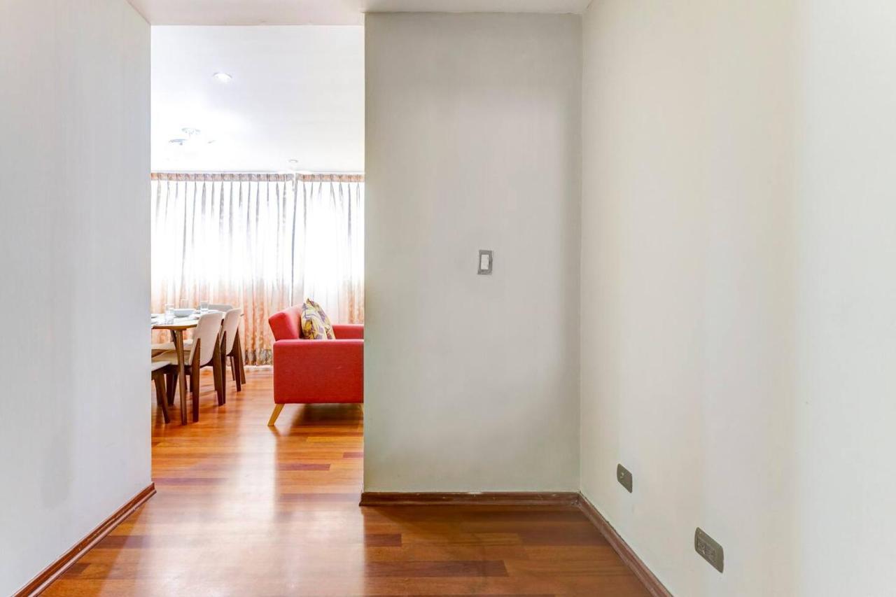 Apartamentos Estela En Alameda Colonial - 5Km Aeropuerto Jorge Chavez Lima Dış mekan fotoğraf