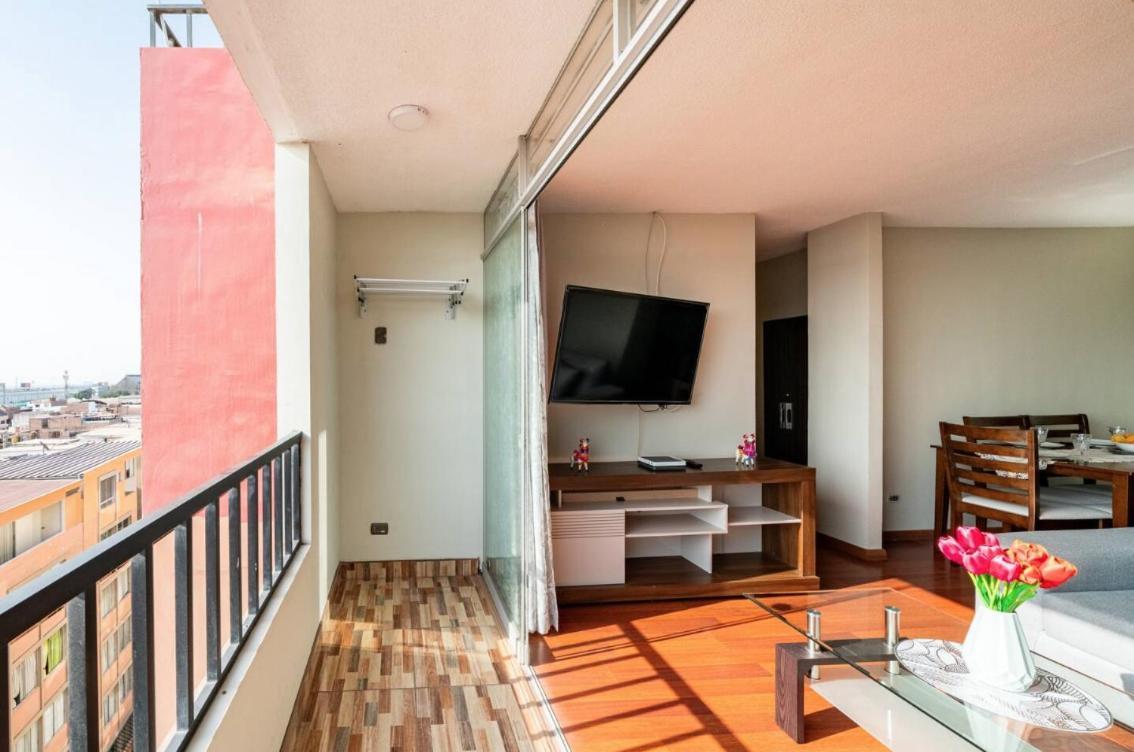 Apartamentos Estela En Alameda Colonial - 5Km Aeropuerto Jorge Chavez Lima Dış mekan fotoğraf