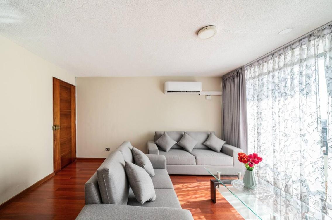 Apartamentos Estela En Alameda Colonial - 5Km Aeropuerto Jorge Chavez Lima Dış mekan fotoğraf